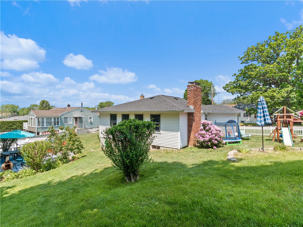 211 Getchell Avenue Woonsocket, RI 02895 - Photo 31 of 41 Gallery Image 31