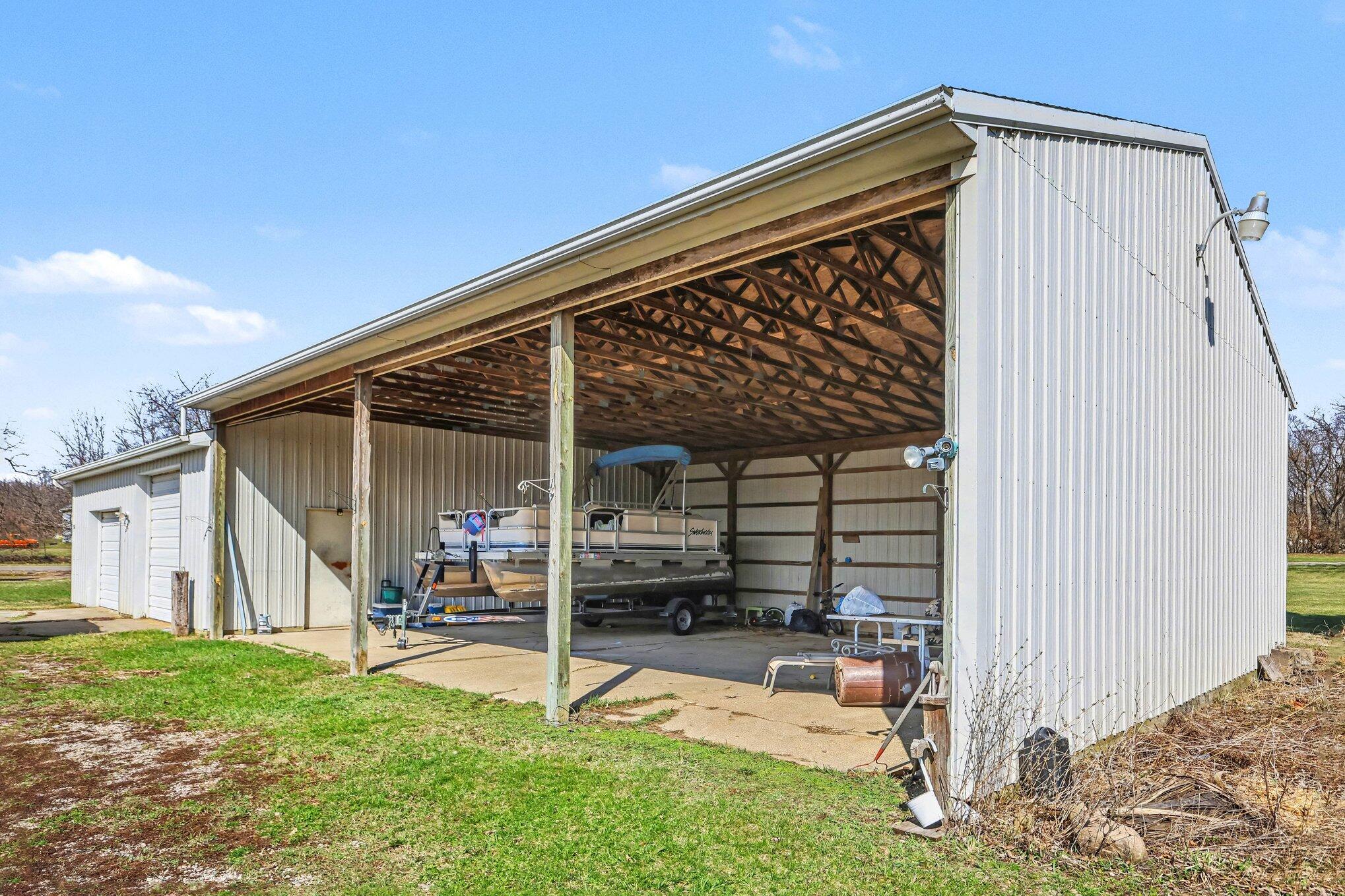 21502 26 Mile Road Olivet, MI 49076 - Photo 22 of 29 Barn