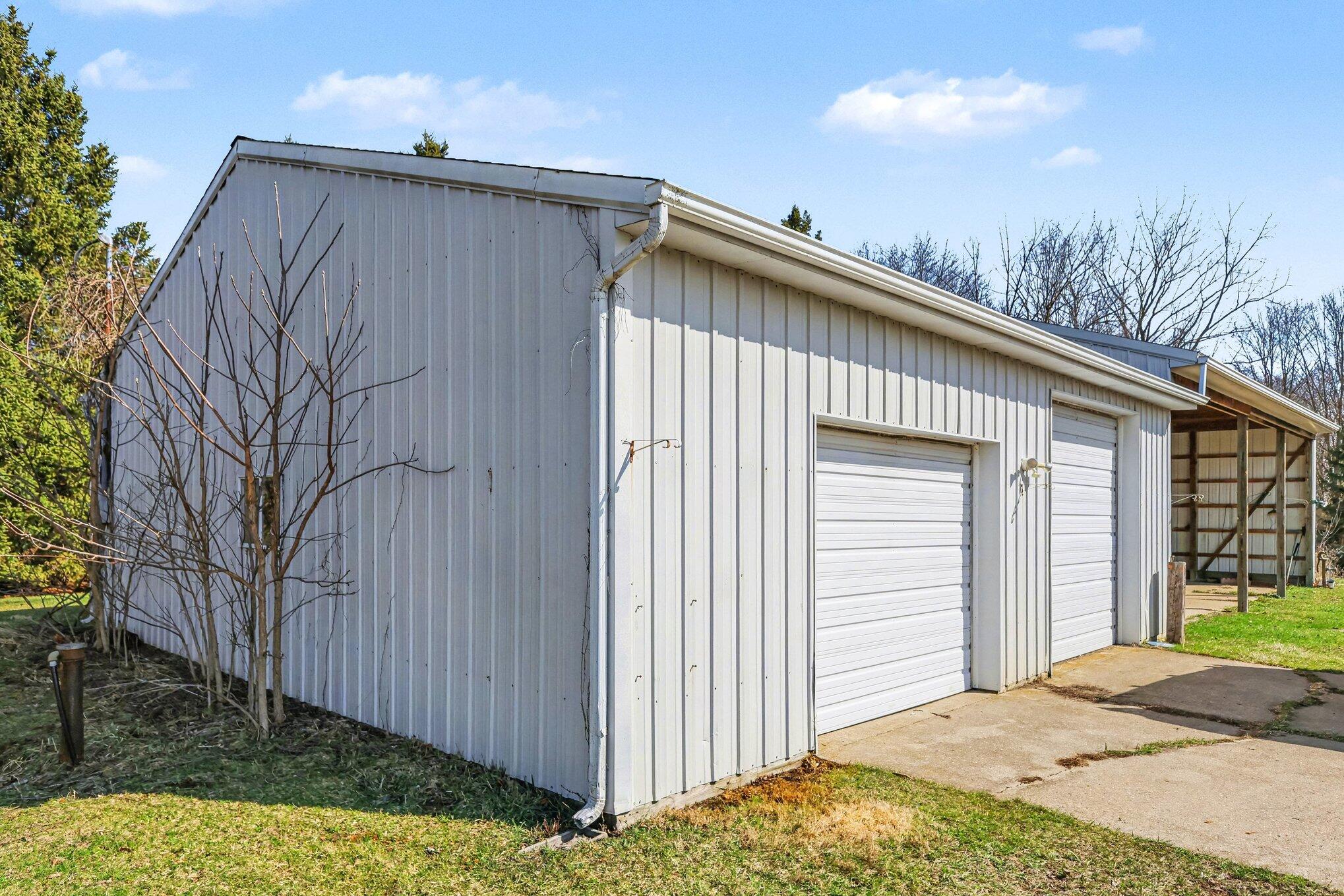 21502 26 Mile Road Olivet, MI 49076 - Photo 23 of 29 Barn