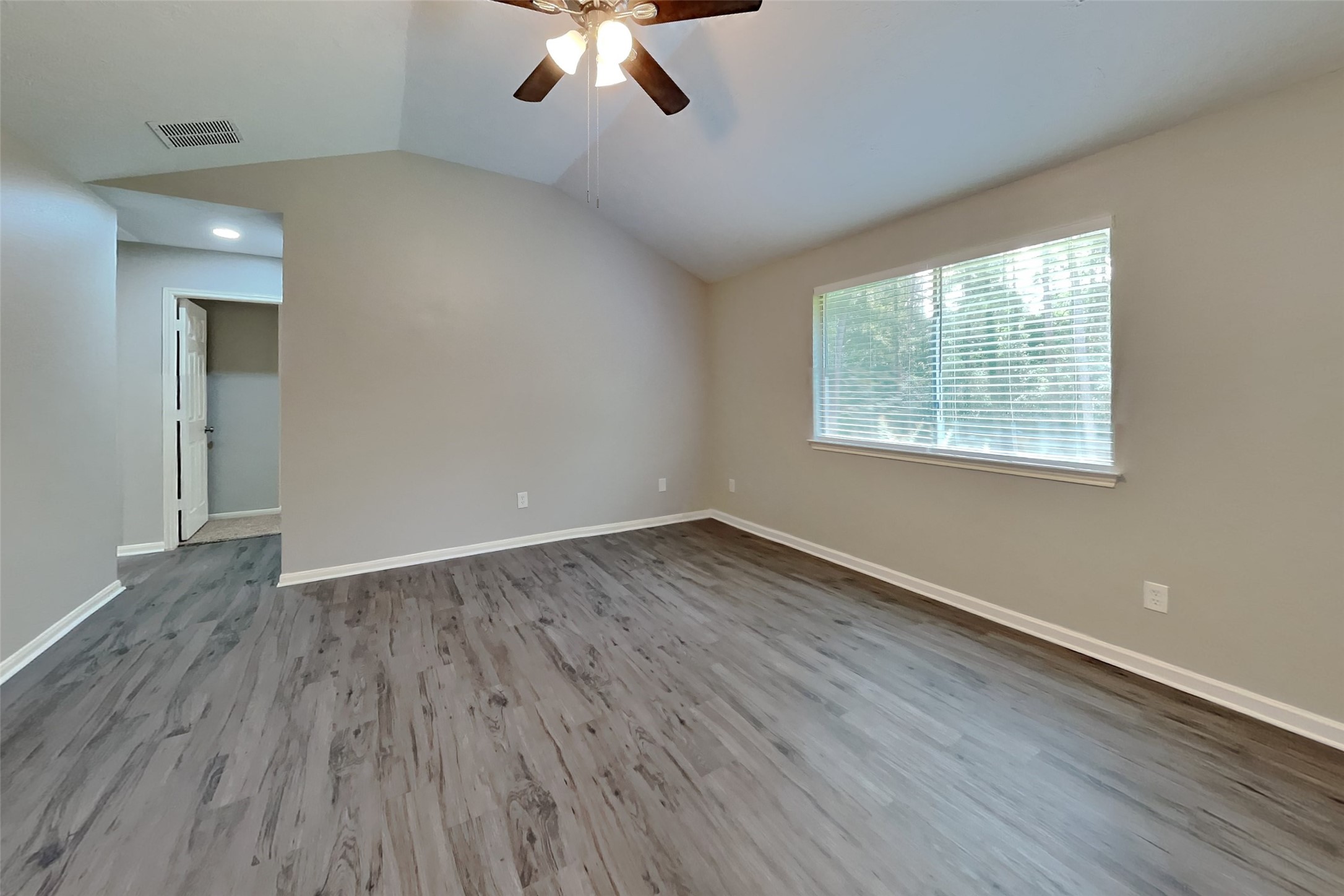 814 Gunnison Magnolia, TX 77354 - Photo 19 of 22
