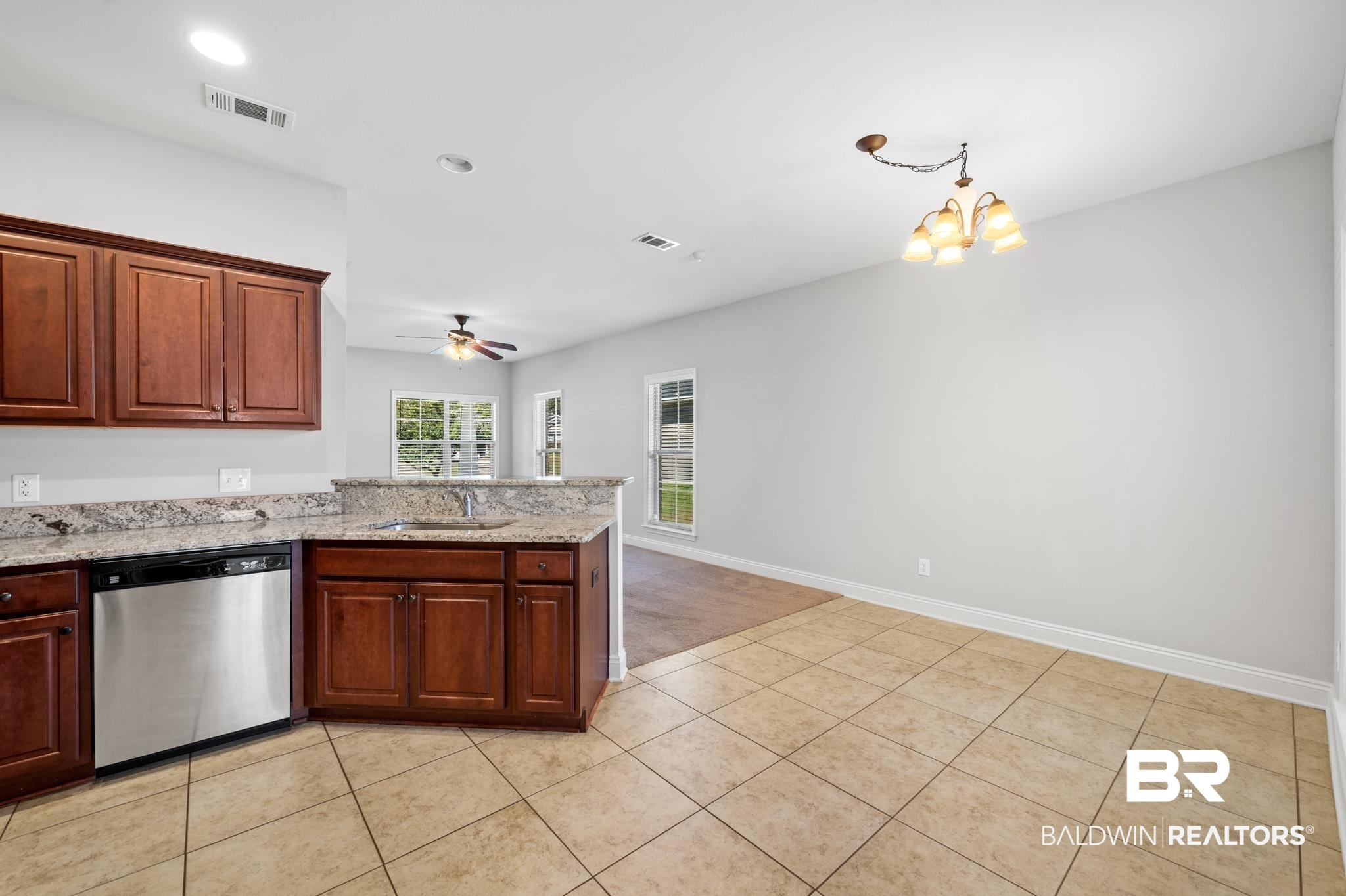 2125 Spring Grove North Mobile, AL 36695 - Photo 9 of 18