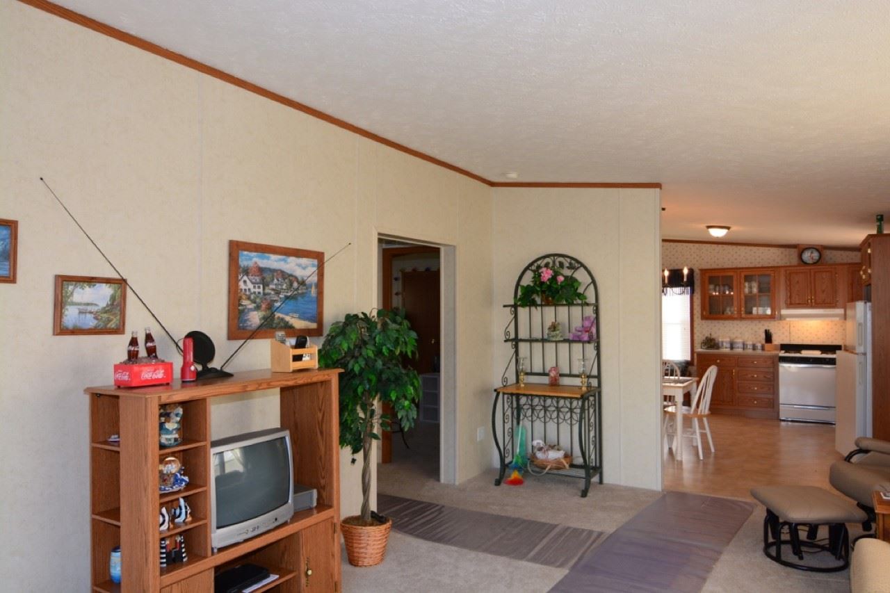 3322 West Neher Road Silver Lake, IN 46982 - Photo 15 of 32 Gallery Image 15