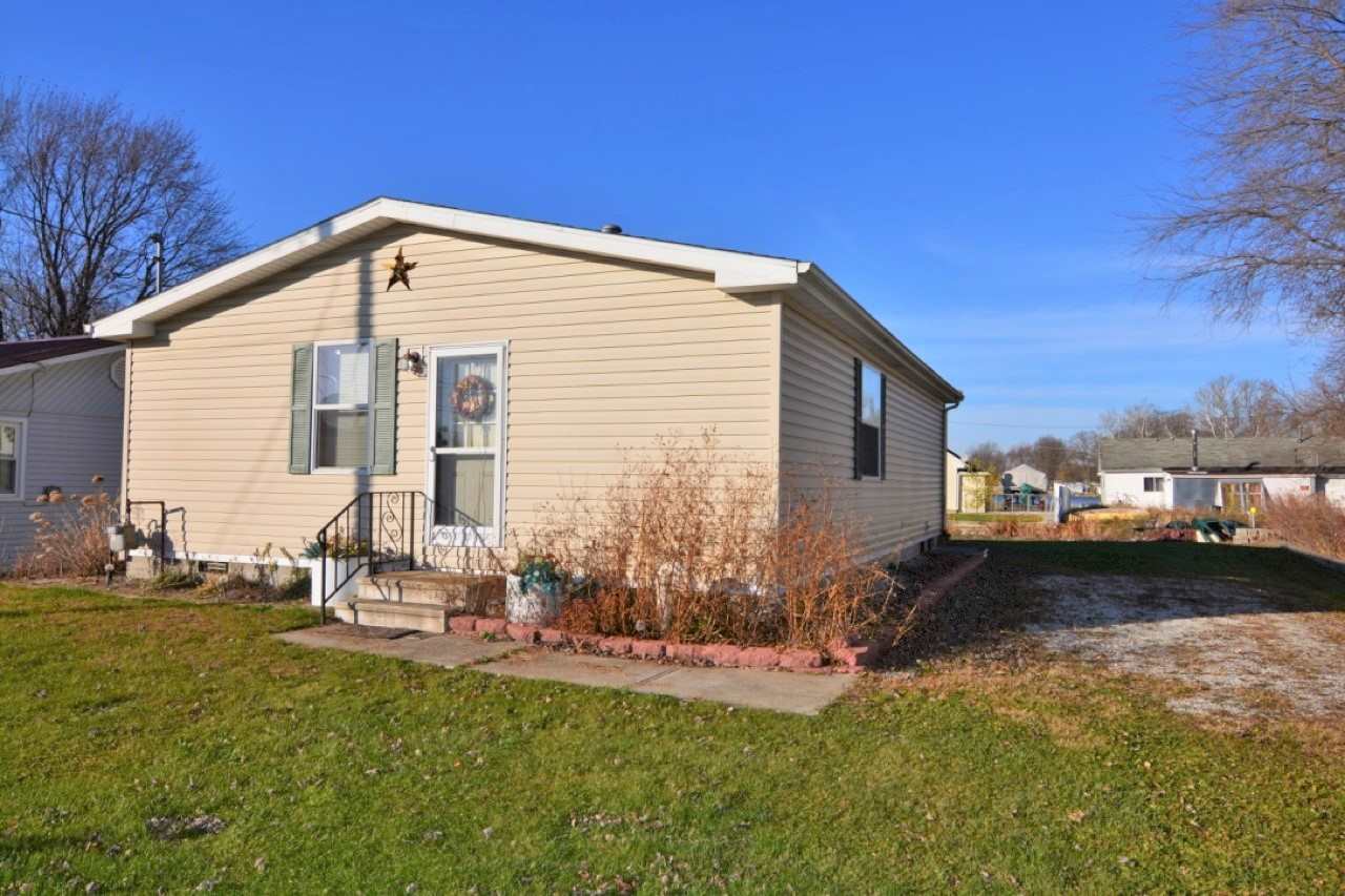 3322 West Neher Road Silver Lake, IN 46982 - Photo 31 of 32 Gallery Image 31