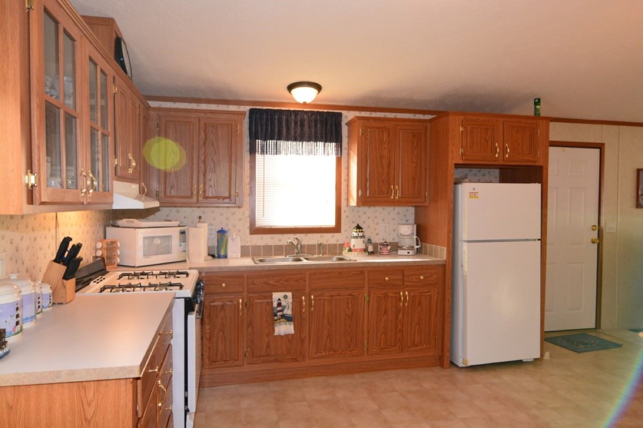3322 West Neher Road Silver Lake, IN 46982 - Photo 8 of 32 Gallery Image 8