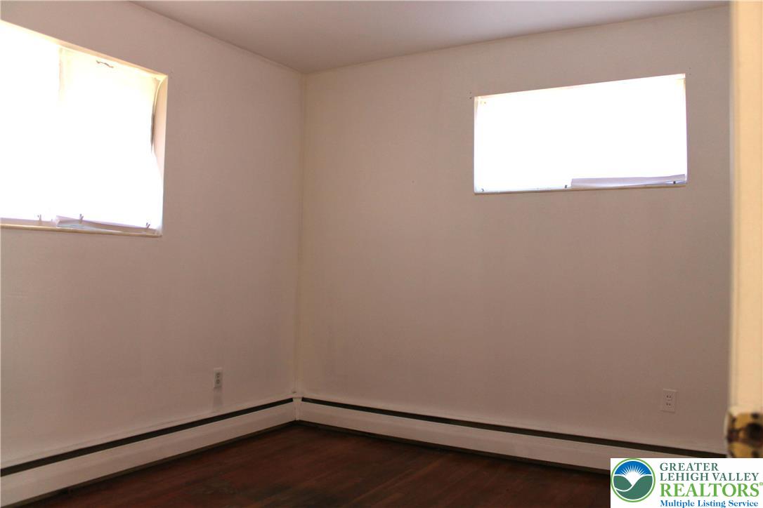 2465 Jacksonville Road Bethlehem, PA 18017 - Photo 20 of 28 an empty room with a window