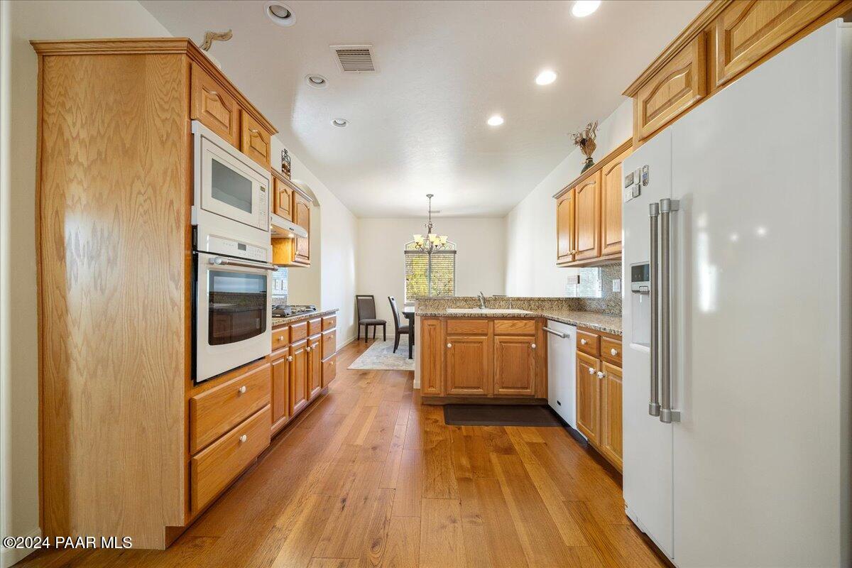 1260 Haisley Road Prescott, AZ 86303 - Photo 13 of 34 Kitchen - 1260 Haisley Rd