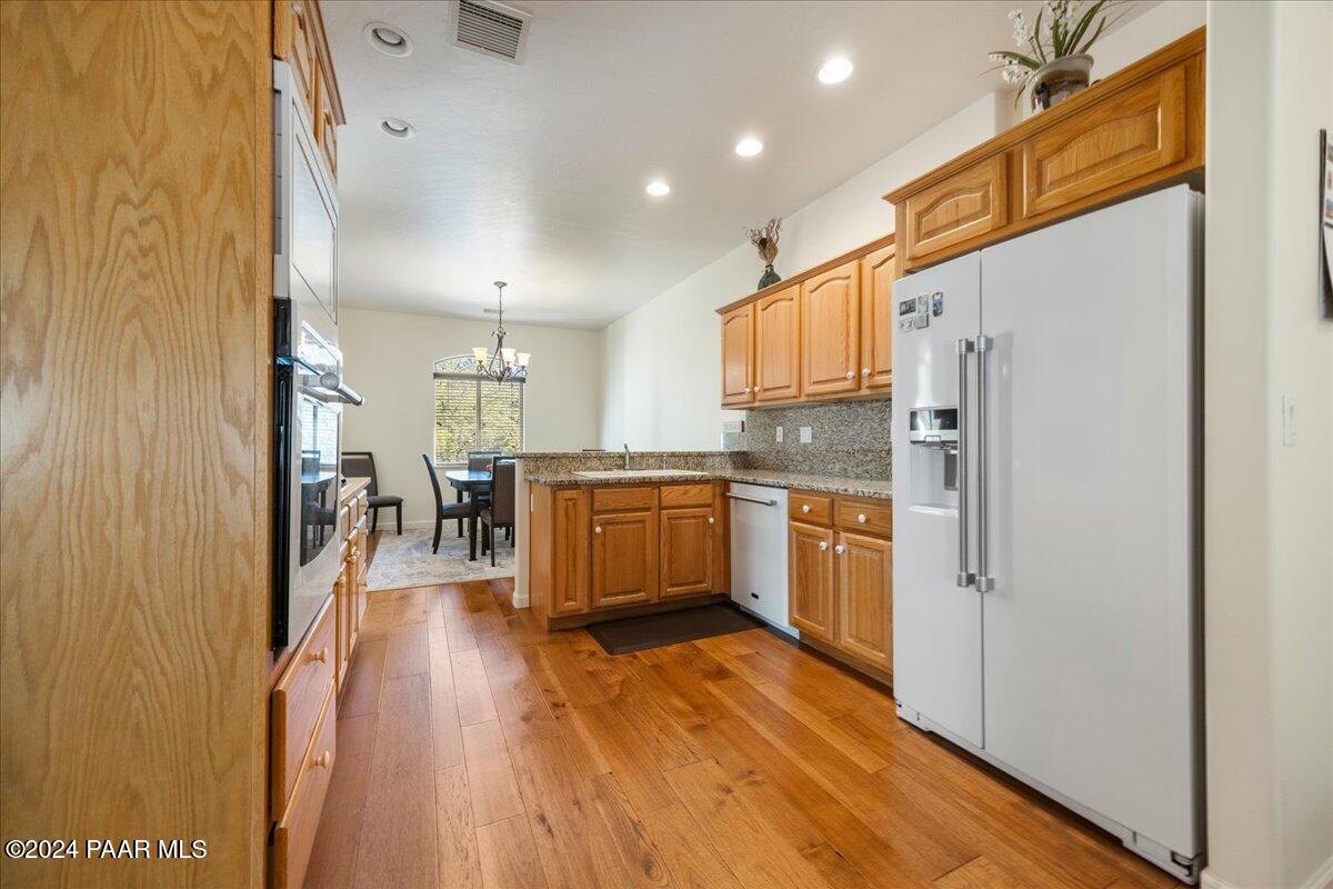 1260 Haisley Road Prescott, AZ 86303 - Photo 14 of 34 Kitchen - 1260 Haisley Rd