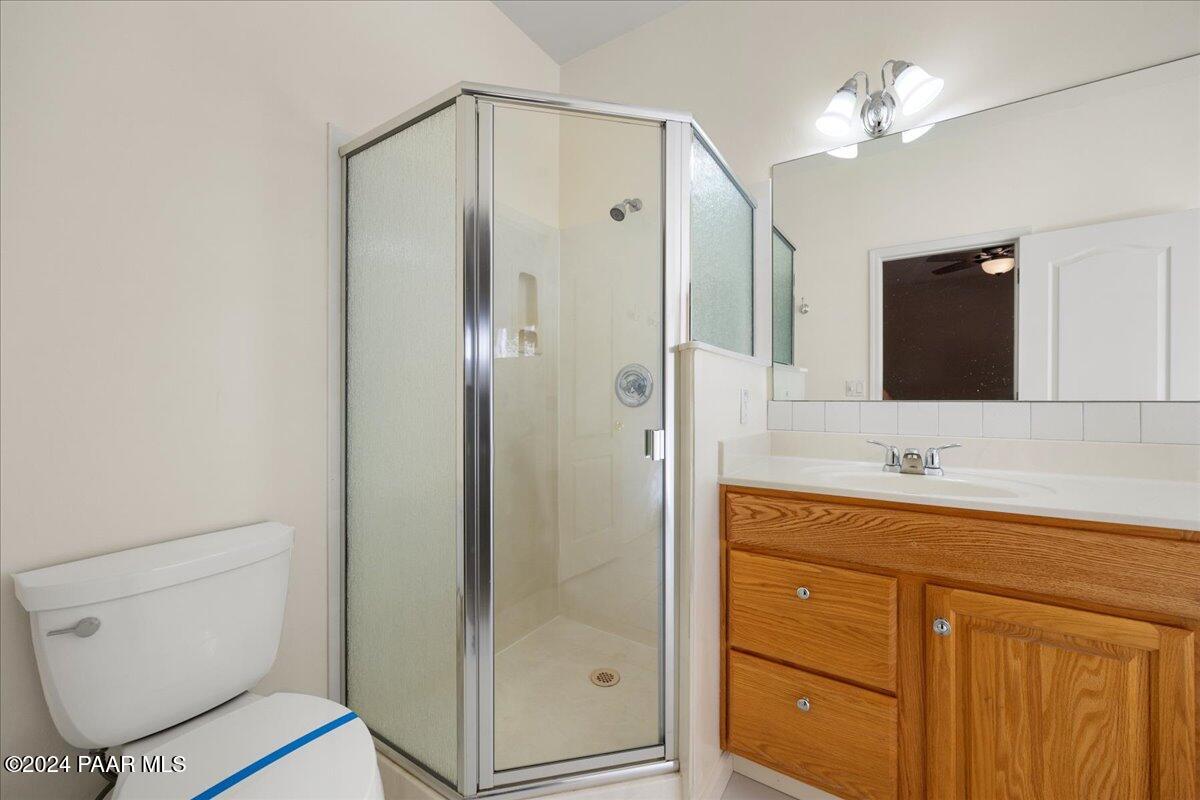 1260 Haisley Road Prescott, AZ 86303 - Photo 21 of 34 Primary Bathroom - 1260 Haisley Rd