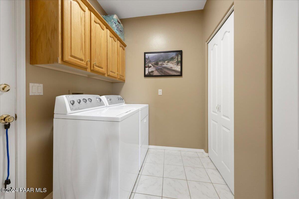 1260 Haisley Road Prescott, AZ 86303 - Photo 25 of 34 Laundry Room - 1260 Haisley Rd