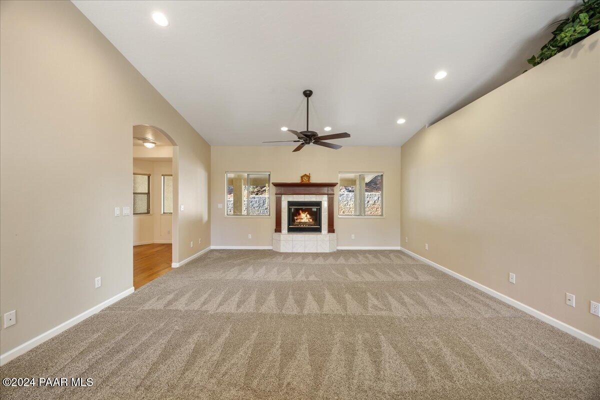 1260 Haisley Road Prescott, AZ 86303 - Photo 9 of 34 Living Room - 1260 Haisley Rd