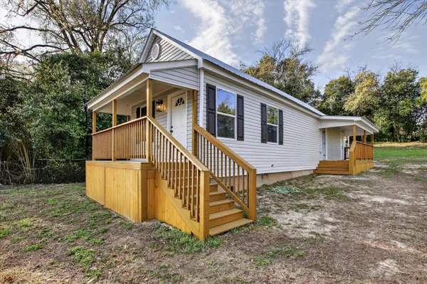 $139,900 | 224 Alley Street, Gloverville, SC 29828