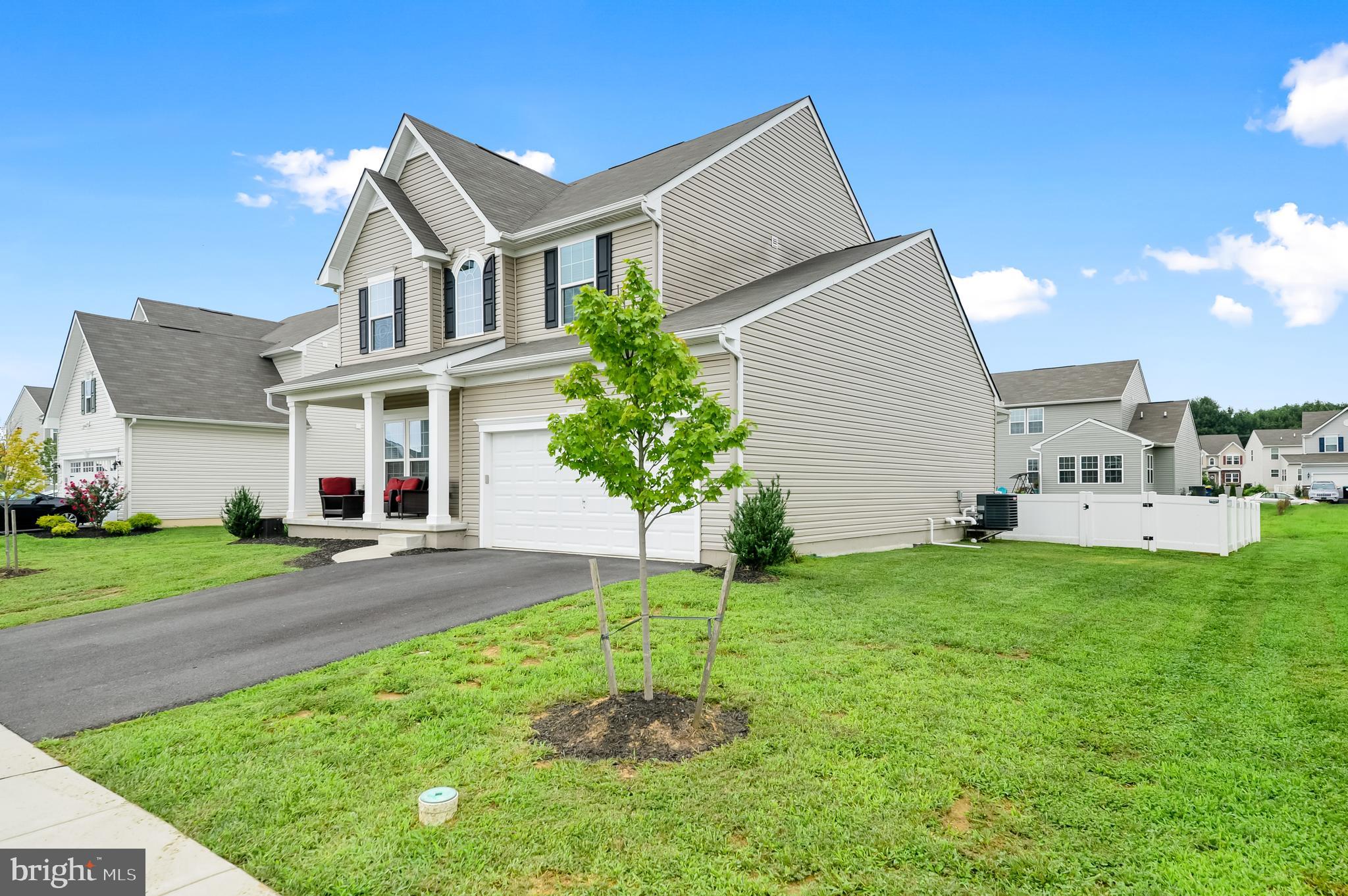 8 Zelkova Road Smyrna, DE 19977 - Photo 2 of 27 Gallery Image 2
