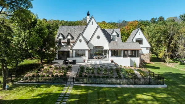 $3,495,000 | 1074 Wildhurst Trail, Orono, MN 55364