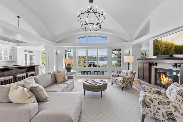 $3,495,000 | 1074 Wildhurst Trail, Orono, MN 55364