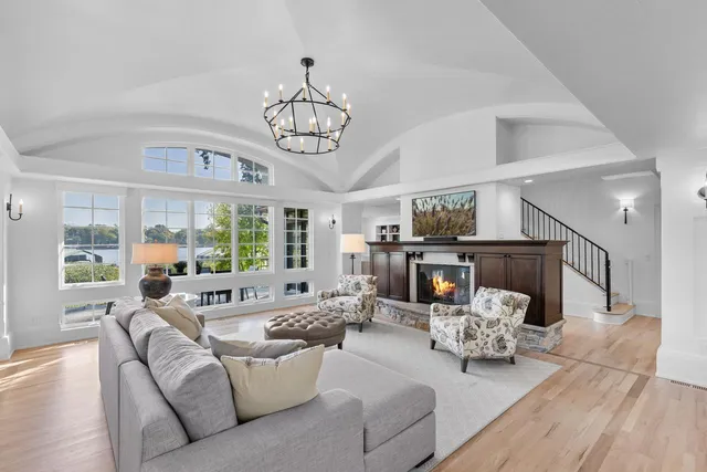 $3,495,000 | 1074 Wildhurst Trail, Orono, MN 55364