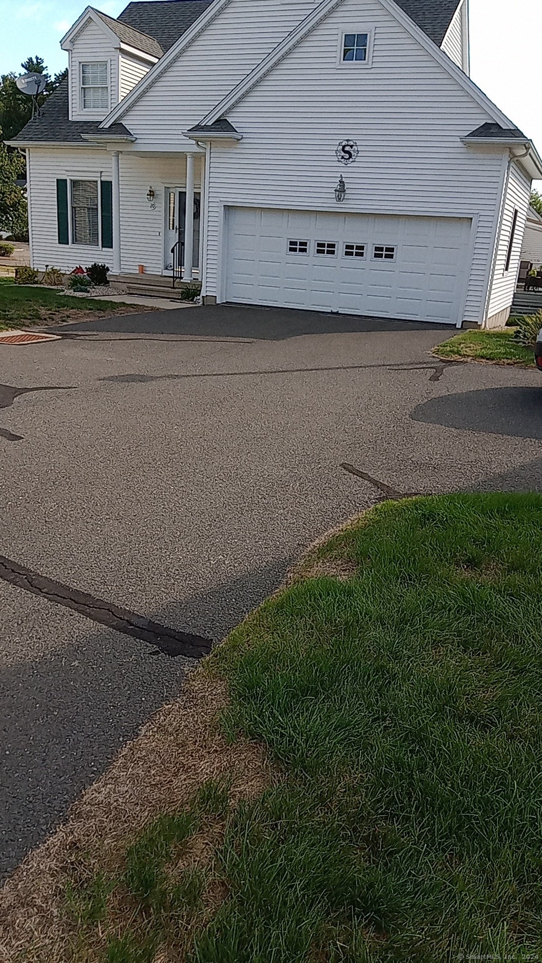 20 Albertson Way, Unit 20 Bristol, CT 06010 - Photo 1 of 1 a view of a street with house