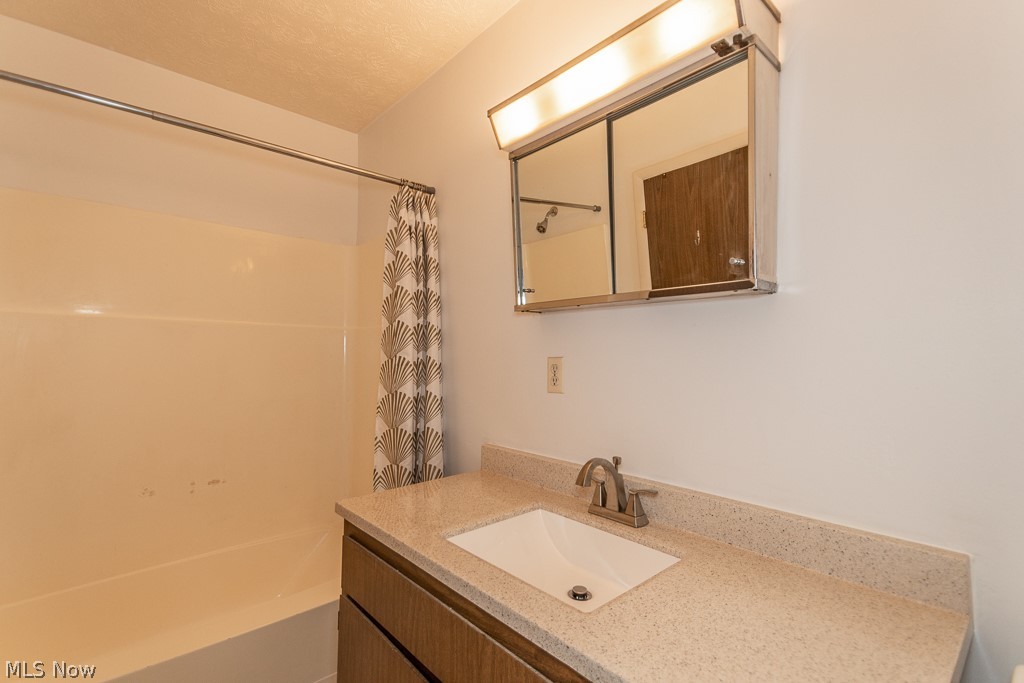 9956 Johnnycake Ridge Road, Unit A4 Painesville, OH 44077 - Photo 25 of 34