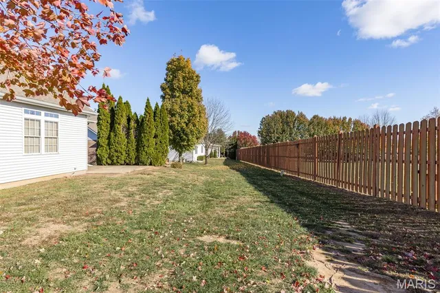 $345,000 | 520 Wynnfield Lane, Farmington, MO 63640
