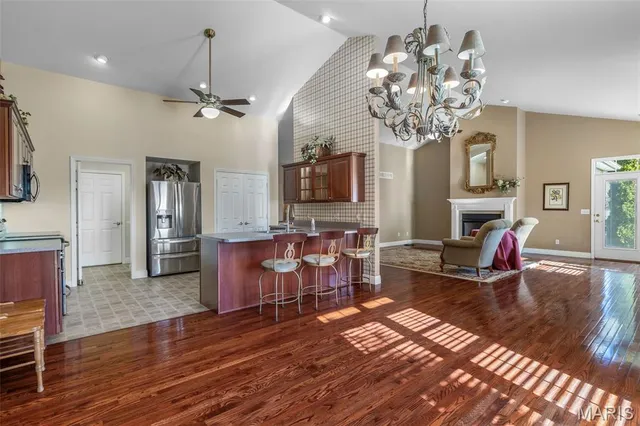 $345,000 | 520 Wynnfield Lane, Farmington, MO 63640