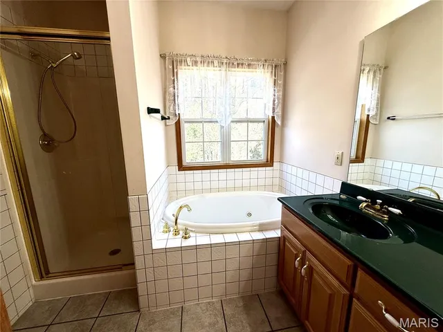 $599,900 | 15306 Bucyrus Drive, Bucyrus, MO 65444