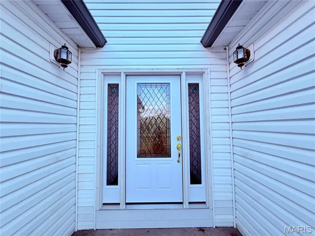 $599,900 | 15306 Bucyrus Drive, Bucyrus, MO 65444