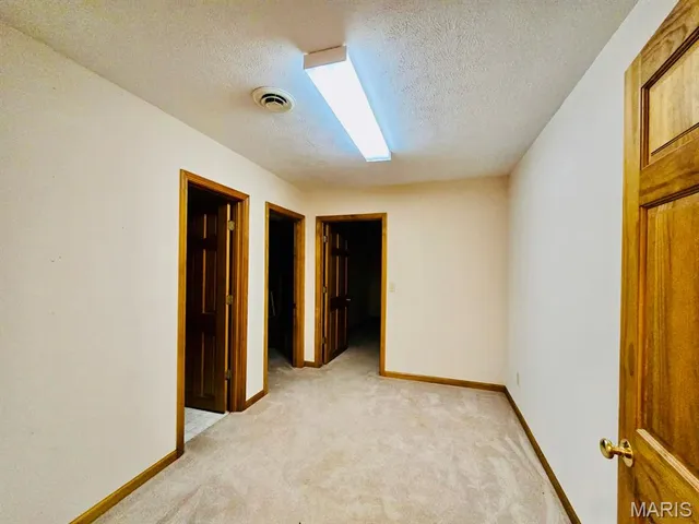 $599,900 | 15306 Bucyrus Drive, Bucyrus, MO 65444