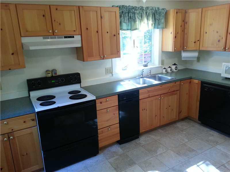15 North Village Road York, ME 03902 - Photo 5 of 17 Kitchen.