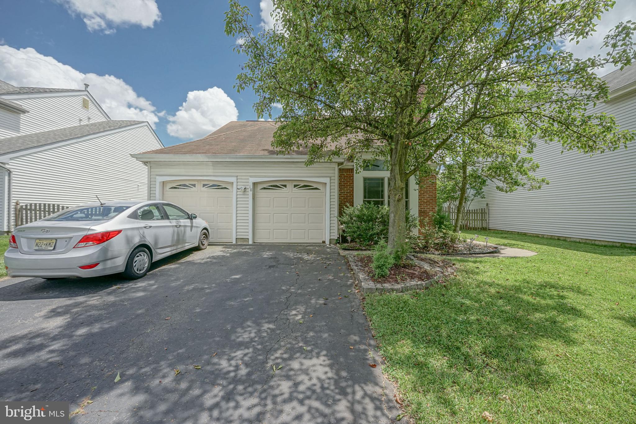 18 Ridgewood Way Burlington, NJ 08016 - Photo 2 of 37 Gallery Image 2