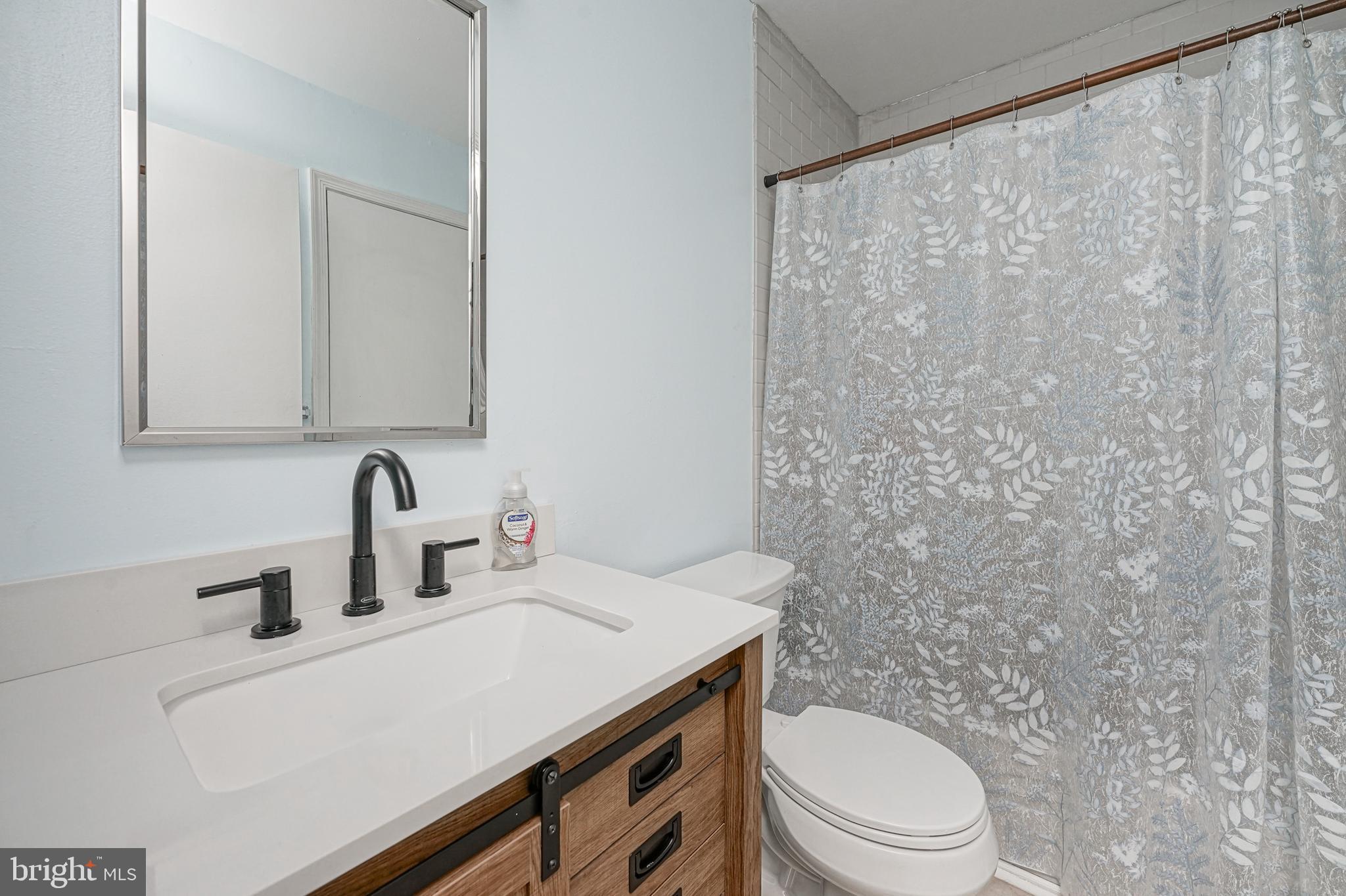 18 Ridgewood Way Burlington, NJ 08016 - Photo 23 of 37 Gallery Image 23
