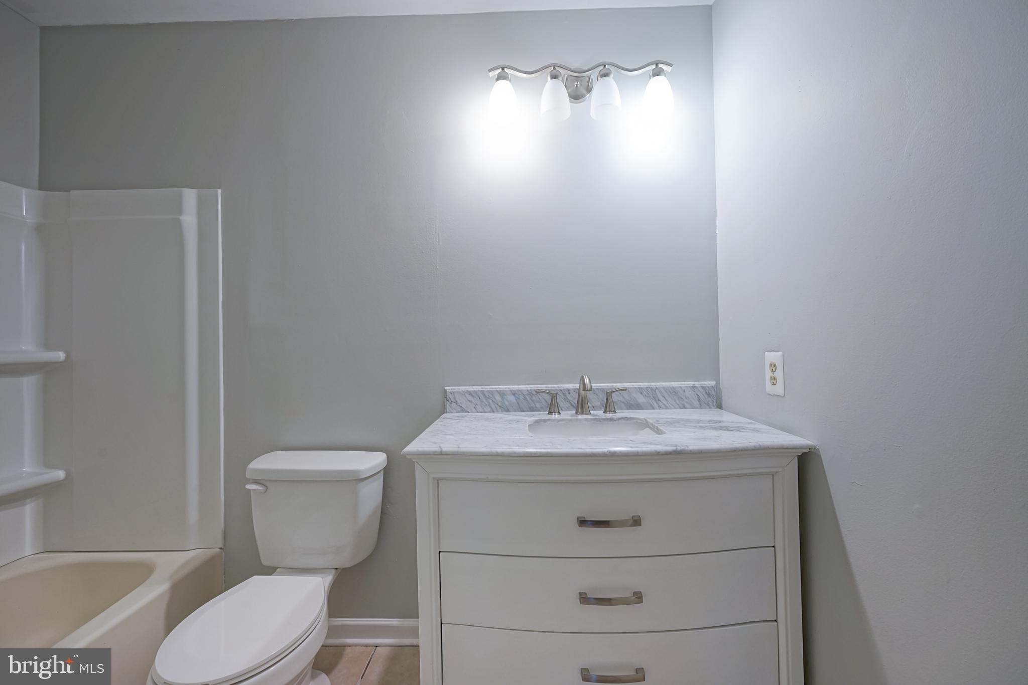 18 Ridgewood Way Burlington, NJ 08016 - Photo 25 of 37 Gallery Image 25