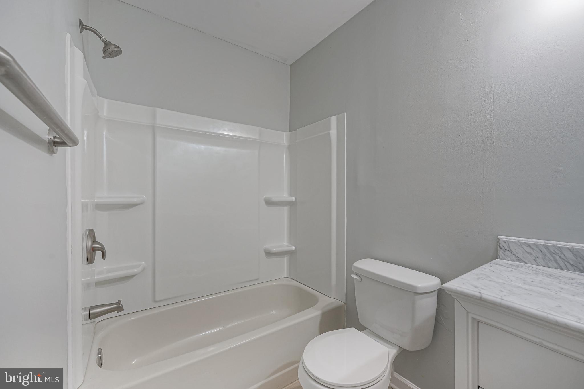 18 Ridgewood Way Burlington, NJ 08016 - Photo 26 of 37 Gallery Image 26