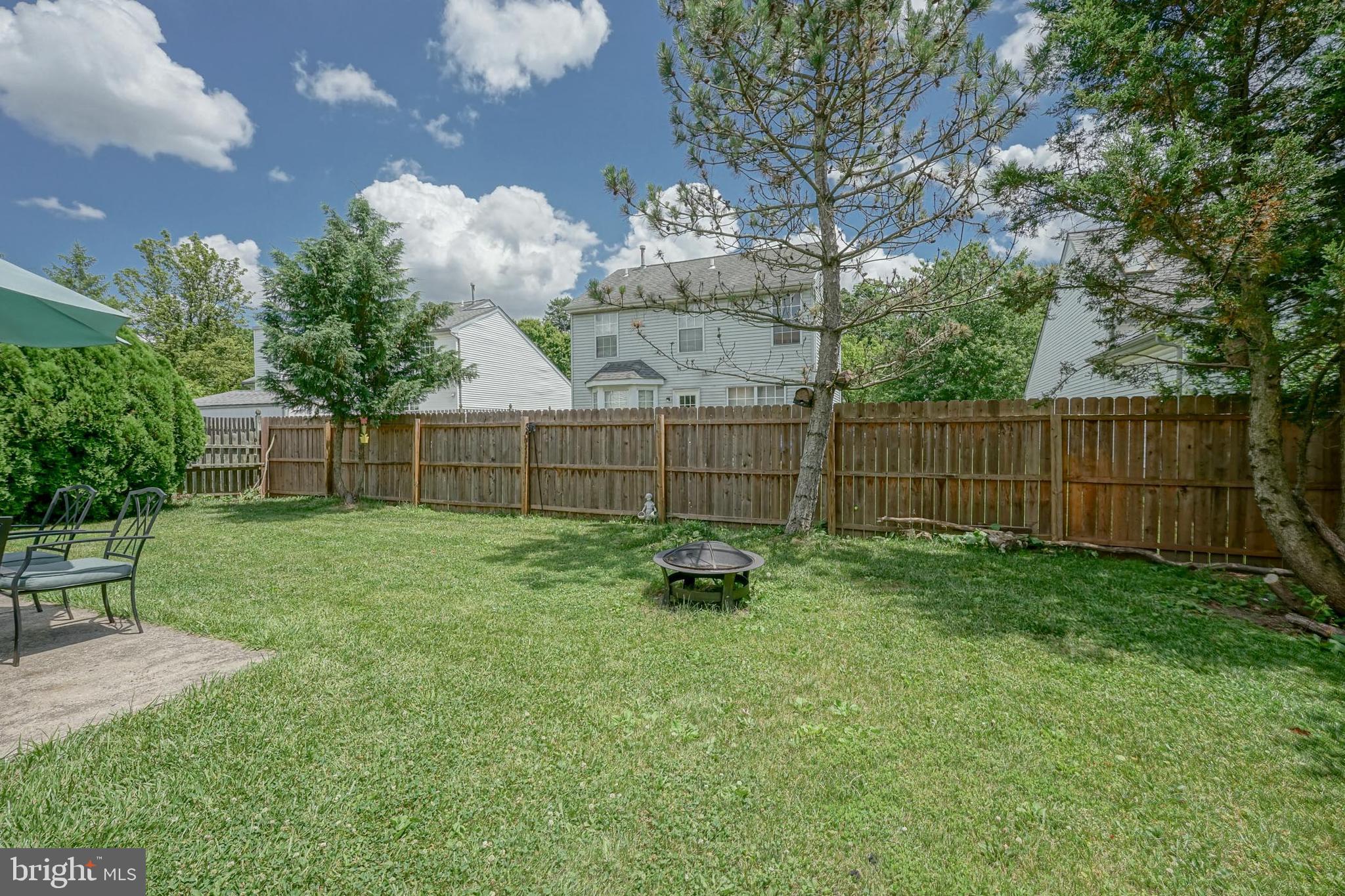18 Ridgewood Way Burlington, NJ 08016 - Photo 36 of 37 Gallery Image 36