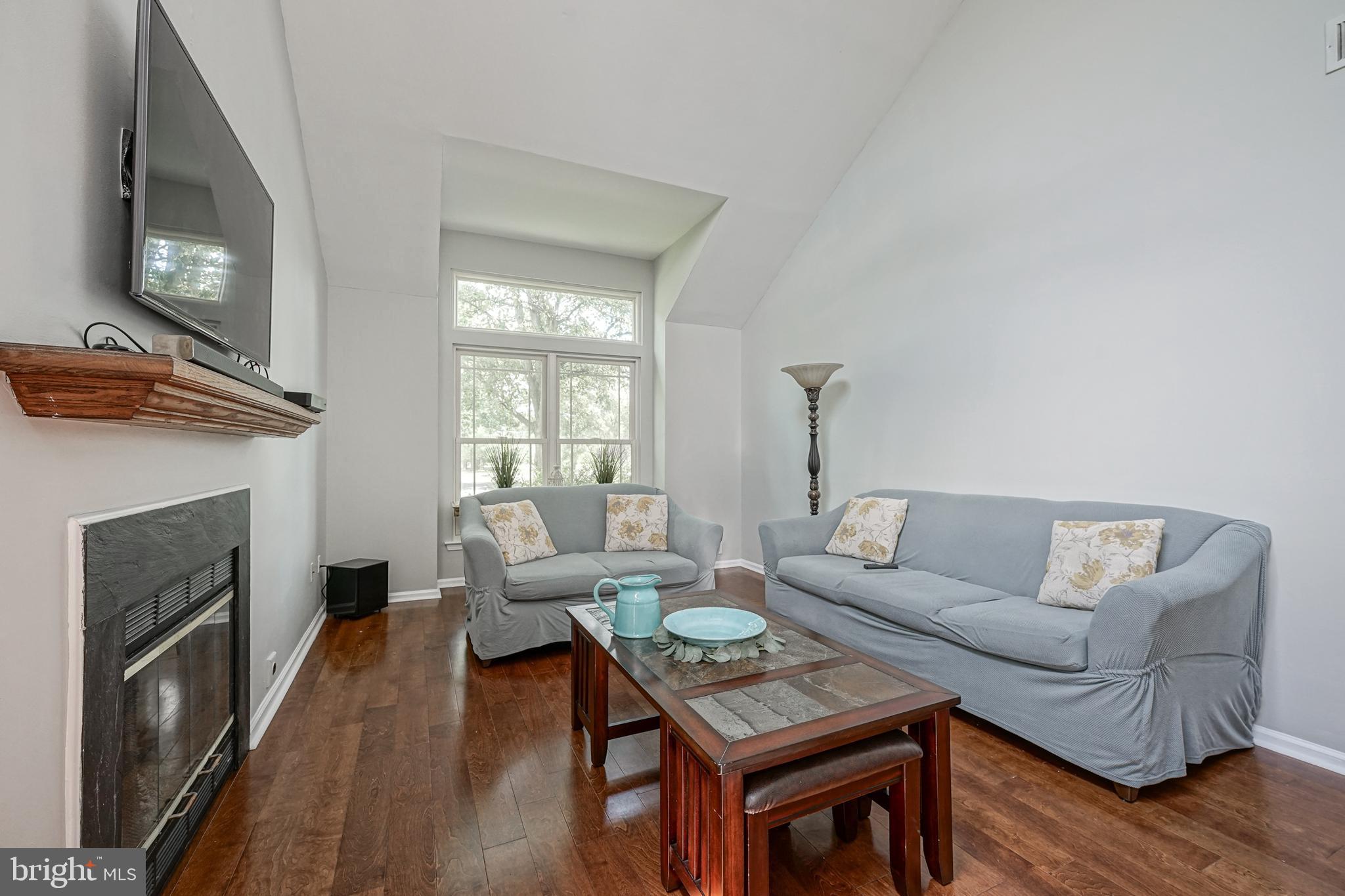 18 Ridgewood Way Burlington, NJ 08016 - Photo 10 of 37 Gallery Image 10