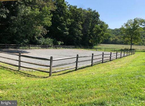 211 Henry Road Barto, PA 19504 - Photo 8 of 50 Gallery Image 8