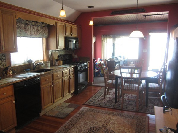 11 Court Road Winthrop, MA 02152 - Photo 11 of 29 Gallery Image 11
