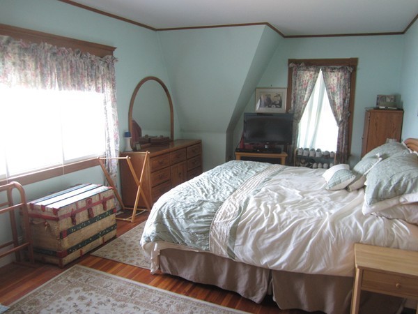 11 Court Road Winthrop, MA 02152 - Photo 16 of 29 Gallery Image 16