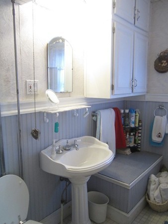 11 Court Road Winthrop, MA 02152 - Photo 18 of 29 Gallery Image 18