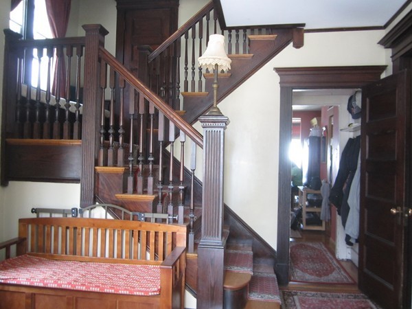 11 Court Road Winthrop, MA 02152 - Photo 4 of 29 Gallery Image 4