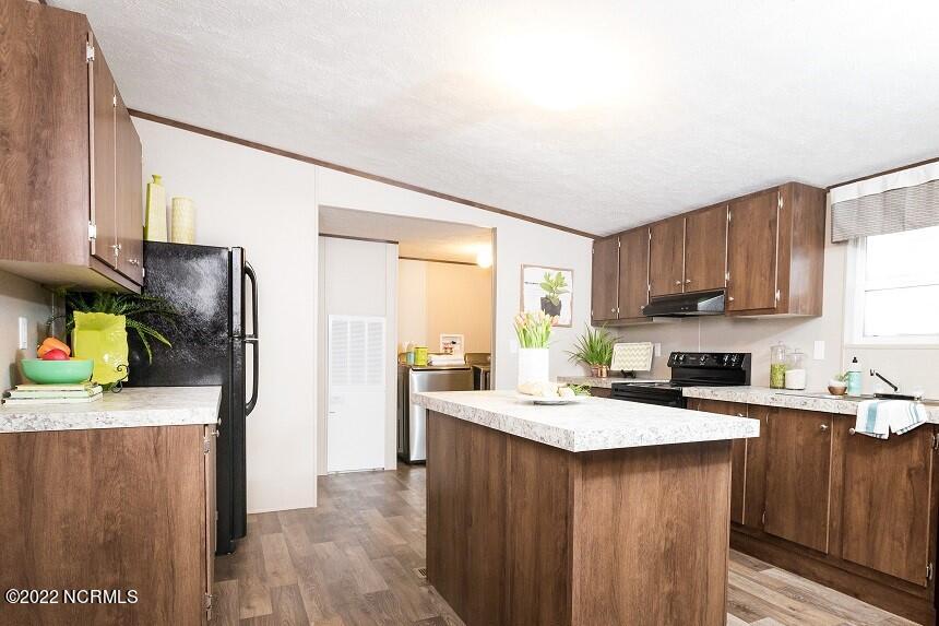 127 Merry Lane Holly Ridge, NC 28445 - Photo 4 of 26 1