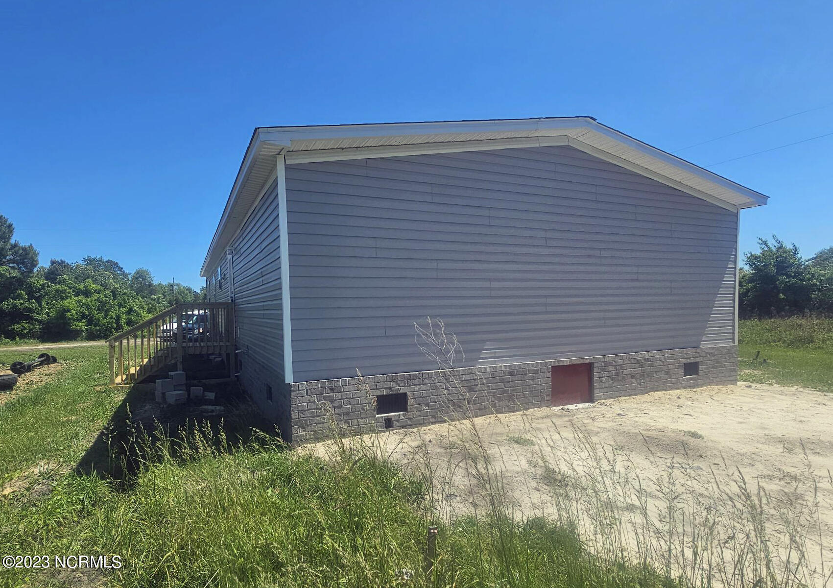 127 Merry Lane Holly Ridge, NC 28445 - Photo 9 of 26 20230502_144302