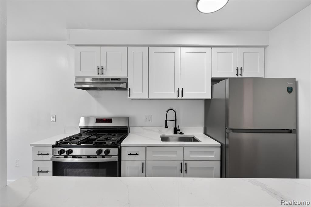 48770 Shelby Road Road, Unit 15 Utica, MI 48317 - Photo 8 of 19