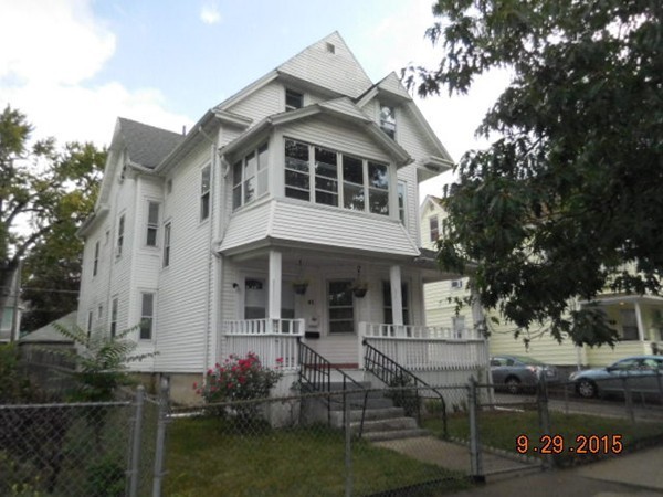 21 Daytona Street Springfield, MA 01108 - Photo 4 of 26 Gallery Image 4