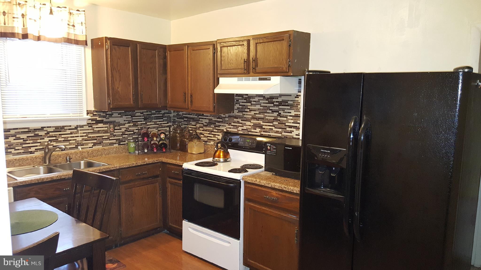 9002 Ardmore Road Springdale, MD 20706 - Photo 12 of 21 Kitchen