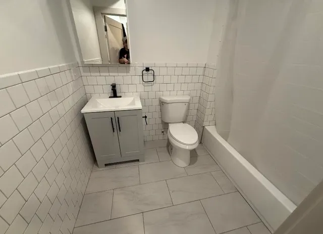 $2,000 | 131 Church Street, Unit 302, Burlington, VT 05401