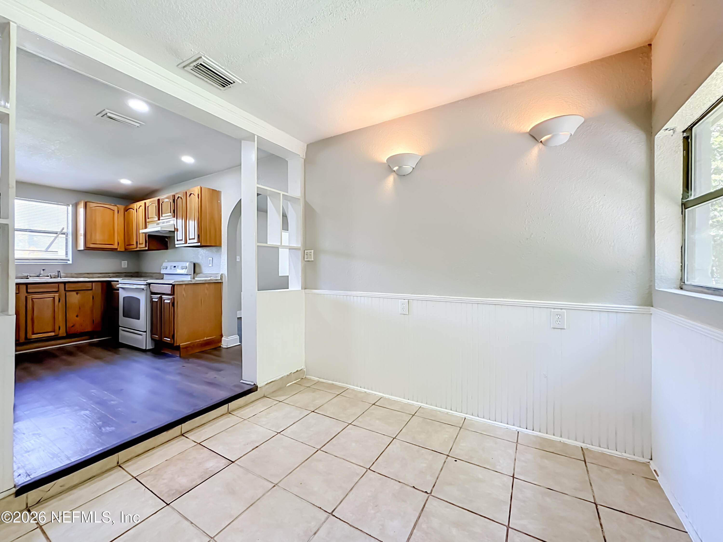 3811 Spring Park Road Jacksonville, FL 32207 - Photo 11 of 33 3811 Spring Park Road-27