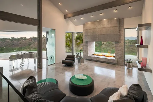 $10,900,000 | 6002 Via Posada Del Norte, Rancho Santa Fe, CA 92067