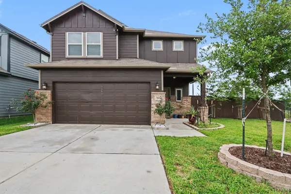 $359,900 | 910 Steel Blue Drive, Houston, TX 77073