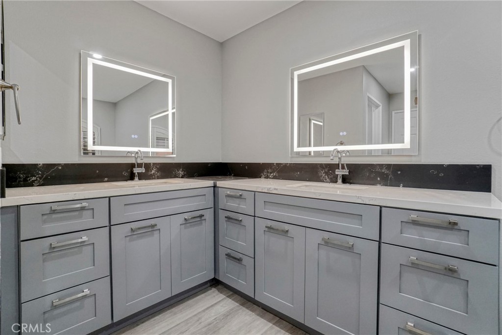 19940 Mariposa Creek Way Porter Ranch, CA 91326 - Photo 14 of 41