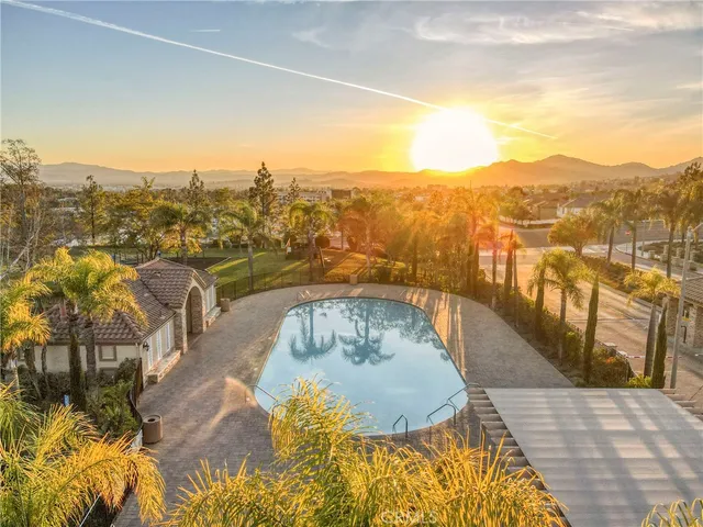 $1,750,000 | 19940 Mariposa Creek Way, Porter Ranch, CA 91326