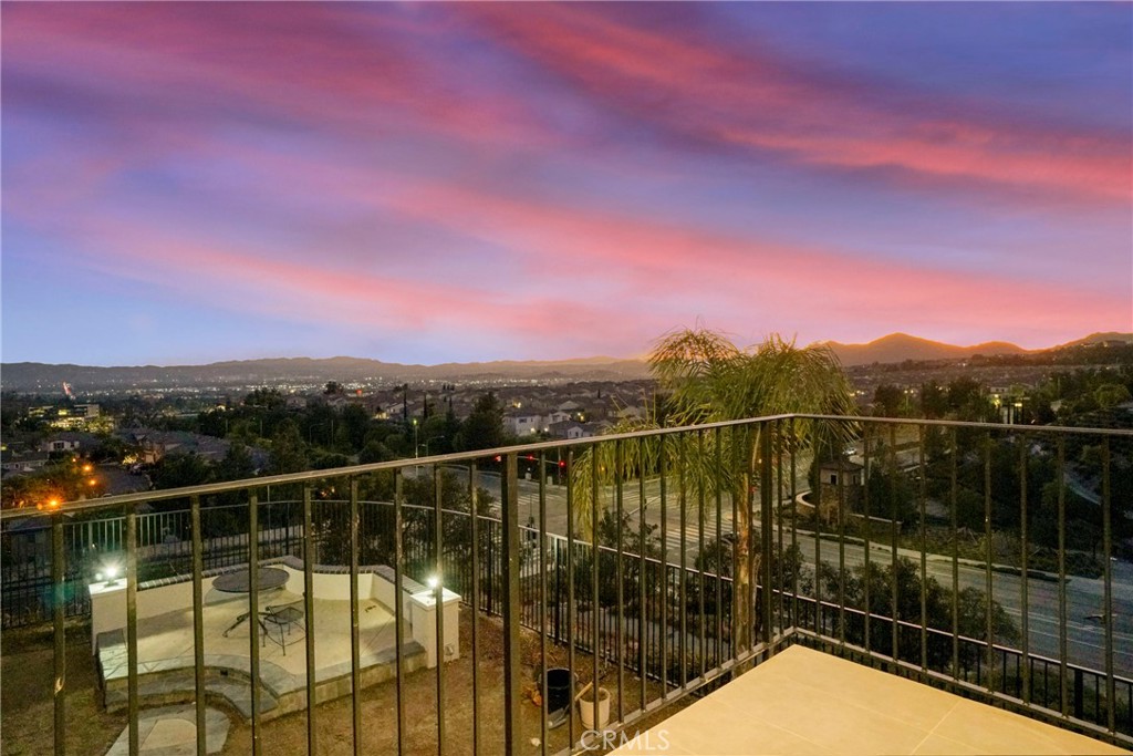 19940 Mariposa Creek Way Porter Ranch, CA 91326 - Photo 6 of 41